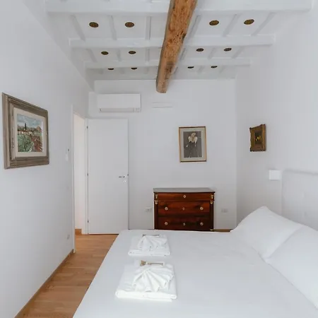 Apartment Charming Frattina - 2 Bathrooms New *