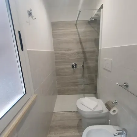 Charming Frattina - 2 Bathrooms New *